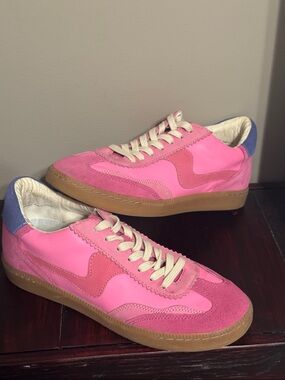 Dolce Vita Sneakers – Size 8.5 – Pink Multi Suede & Leather
